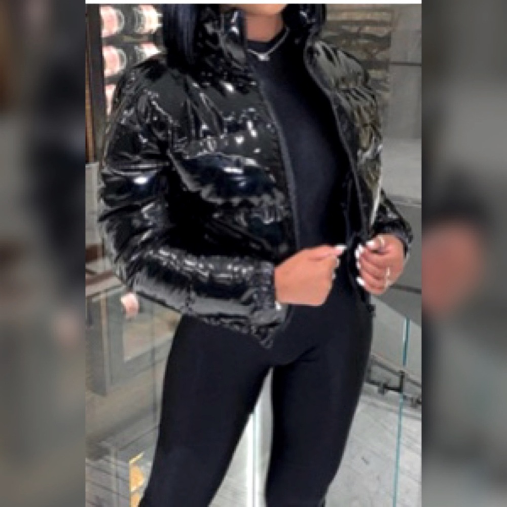 Casual stand collar lightweight plain black jacket